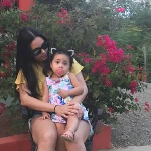 Meet your Posher, Carolina